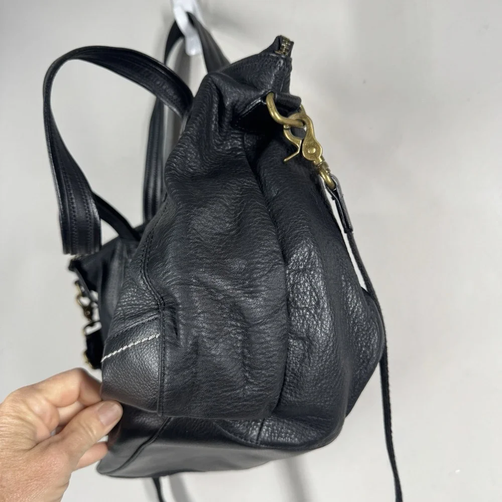 The Sak Iris Black Pebble Leather Shopper Tote Bag Dbl Handle Removeable Strap